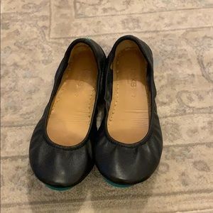 Black tieks size 7